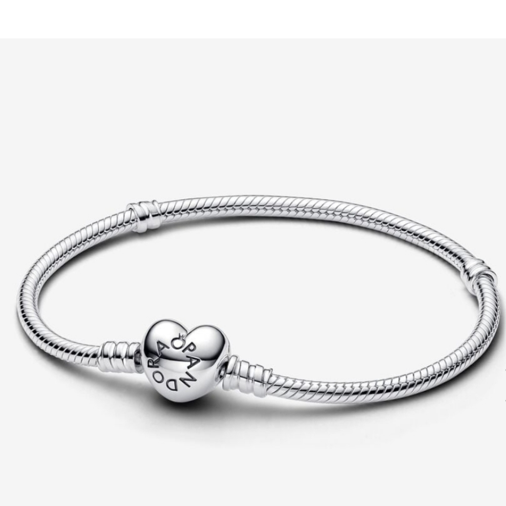 Pandora Moments Heart Clasp Snake Chain Bracelet 7IN - Picture 2 of 8